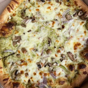 Chicken Pesto Pizza