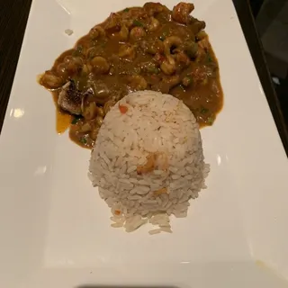 Blackened Fresh Fish with Crawfish Etoufee