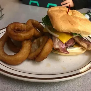 Bacon cheeseburger and onion rings