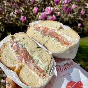 Lox sandwich with everything bagel   IG @duh_lish