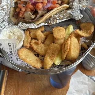 Gyro and onion pedals