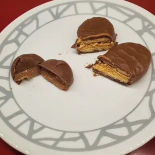 Schneider's Sweet Shop Peanut Butter on left and a Nutter Butter Cookie dip on right from Bellevue Kentucky.  7-24-2023
