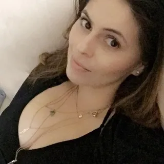 Veronica R.