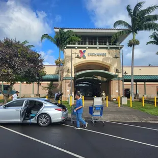 Schofield Main Exchange on Schofield Barracks.