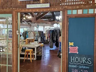 Green Gypsy Thrift Shop