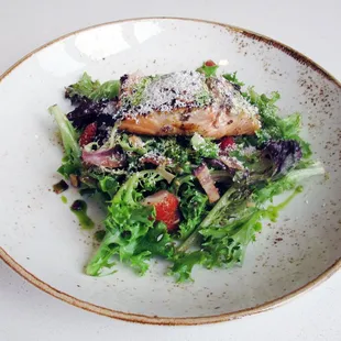 Strawberry Balsamic Salmon Salad