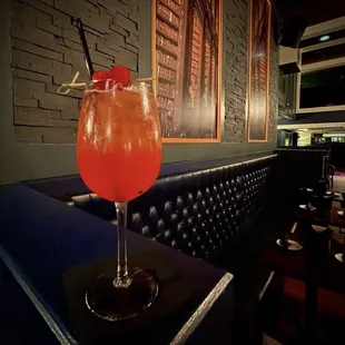 ROSÉ SANGRIA  Rosé Vodka, Peach, Lemon, Fresh Raspberries, &amp; Rosé Cava!