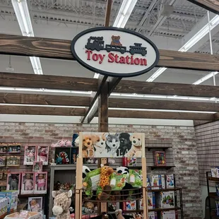 Got any last-minute Christmas shopping to do? Look no further than Painted Tree Boutiques!...