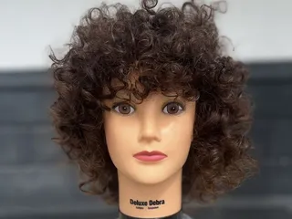 House Of Elegance Cosmetology School