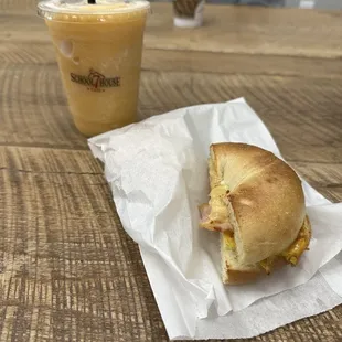 Schoolhouse 7 Cafe