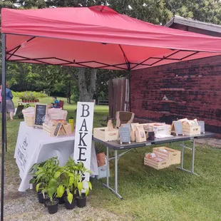 Our Saturday morning market is such a fun relaxing community supporting place!