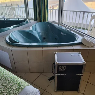 Whirlpool! Didn't know I was getting one, so I was super pleasantly surprised!