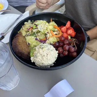 Schooner's Trio Salad