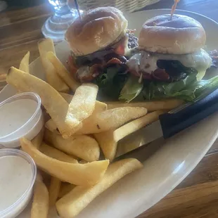 Jalapeño bacon ranch sliders were the perfect little snack