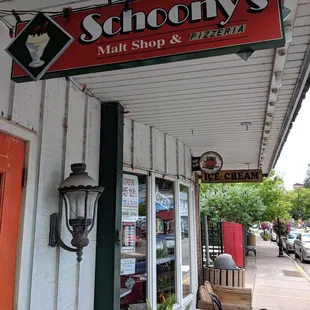 Fun old timey ice cream shop