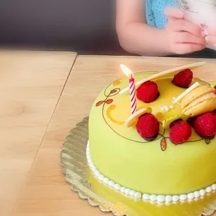 Got one my friends the Princess Cake for her bday. Lots of Sept/Oct friends; so lots more parties than usual. I had 1 thin slice. good!