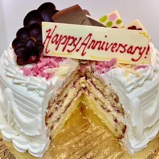 The inside of the pink champagne cake