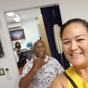 Howard &amp; Mary of aloha pearls working hard on a Saturday