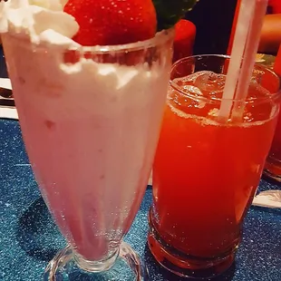 Strawberry Cheesecake Shake and Pomegranate Lemonade