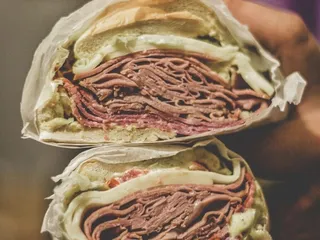 Giovanni's Italian Deli and Pasta