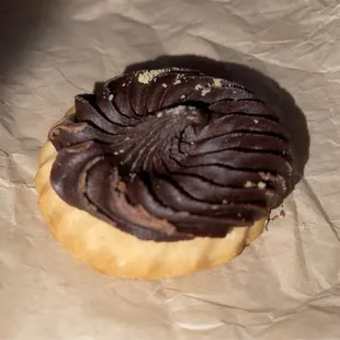 food, dough desserts, donuts