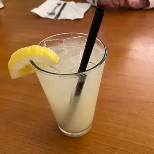 Ginger Vodka Lemonade ($8.50)