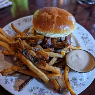 Cheeseburger Dinner All Night