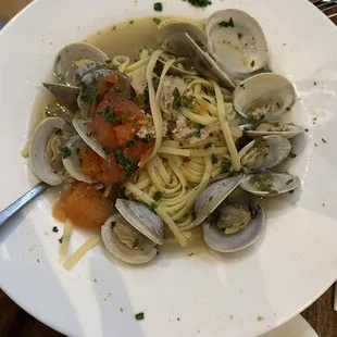 Clams and linguini