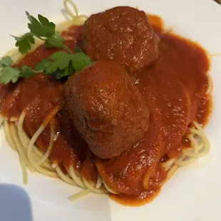 Spaghetti and meatballs