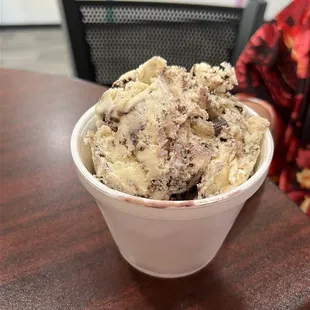2 scoops is huge!