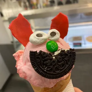 Peppermint ice cream on a peppermint cone