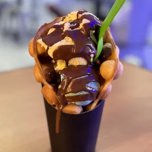 Bubble waffle crepes