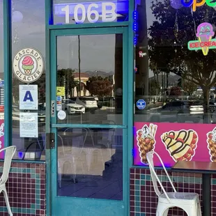 Great service beautiful people and delicious