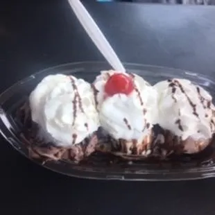 Brownie sundae.