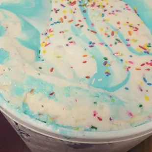 Icecream club "Birthday cake