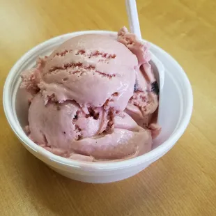 tasty Blackberry Ice Cream (single scoop)
