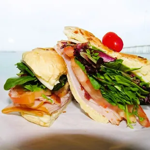 a sandwich cut in half