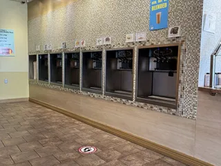 Scoopz Frozen Yogurt