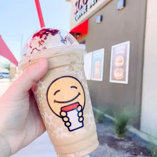 Turtle latte blended