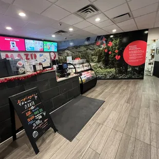 ramen and noodles, interior