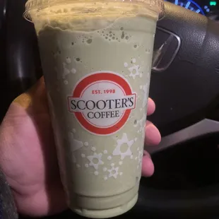 Large  Matcha smoothie with vanilla