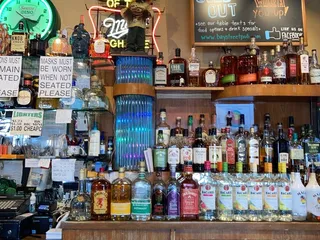 Bay Street Pub