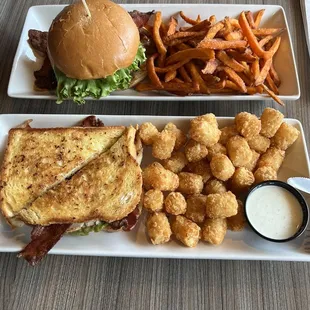 Rip city turkey sandwich and whiskey burger.  Cooked to perfection and very tasty!  Highly recommend when in Sandy, OR.