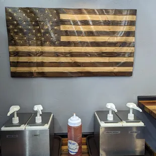 Load up on the sauces!