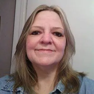 Shelly R.