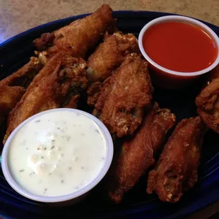 Not great wings, won&apos;t order them again, bad skin,Had to &quot;double dip&quot; bc they don&apos;t coat the buffalo wings!