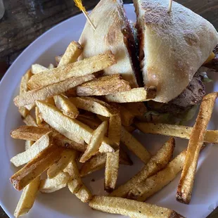 Tri BBQ Tri-Tip Sandwich