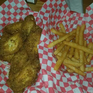 Lemon Pepper Wings &amp; Fries