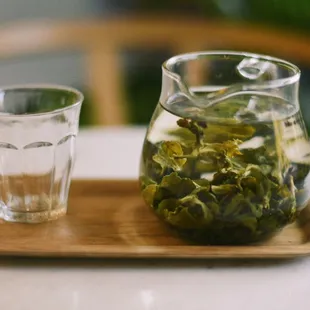 Oolong tea (rotating tea menu)