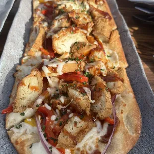 Korean chicken pizza